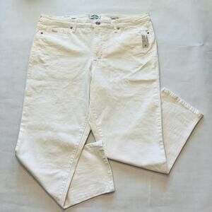 Nine West Women's Gramercy Crop Jean Bright White Size 16 (A0127)
